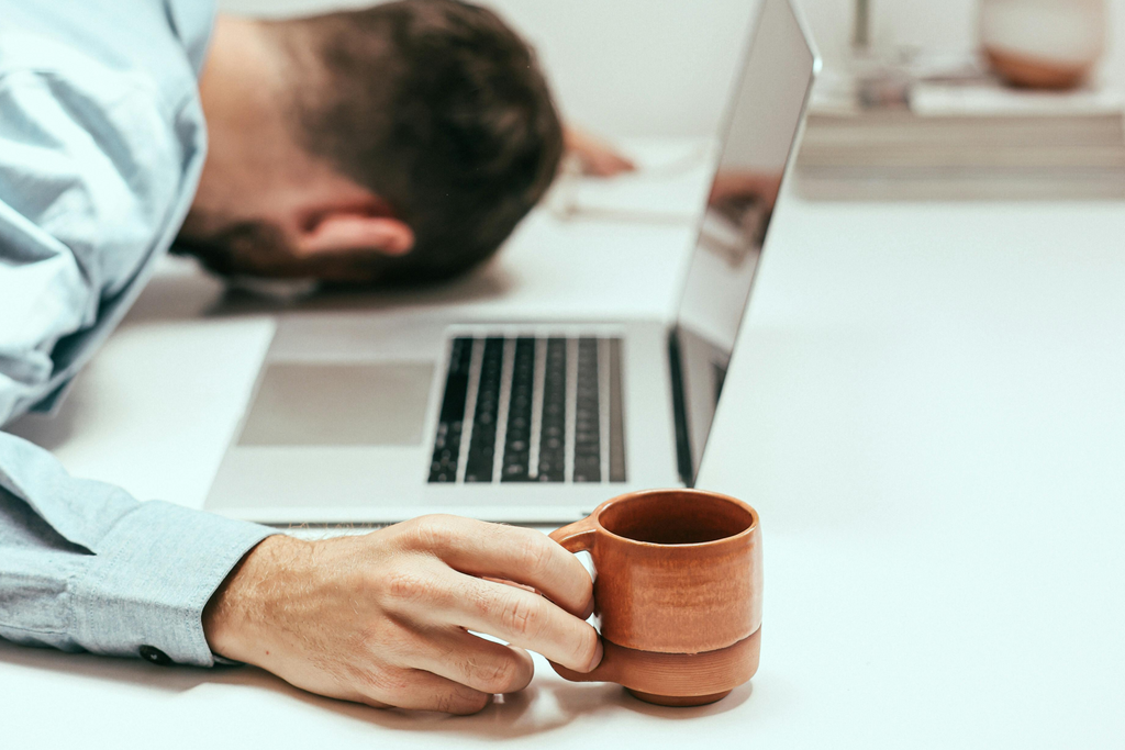 Tecnoestrés: el impacto de la tecnología en tu salud mental y laboral